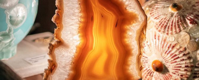 Agate Table Lamp